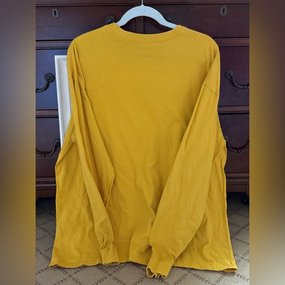 Nike Team Marquette University Long Sleeved Tshir… - image 3